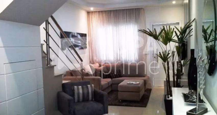 Casa à venda em condomínio fechado - horto florestal.
