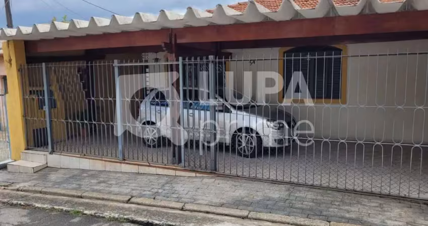 Casa térrea com 4 dormitórios sendo 2 suítes à venda na vila gustavo!