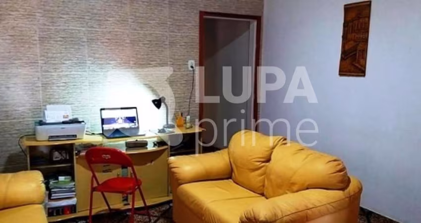 Casa à venda em Lauzane!