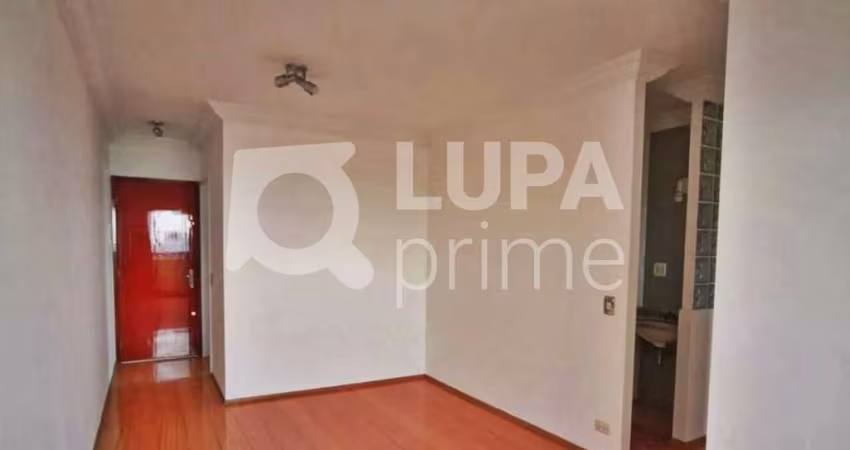 APARTAMENTO COM 3 QUARTOS E 1 VAGA DE GARAGEM À VENDA NO LAUZANE PAULISTA
