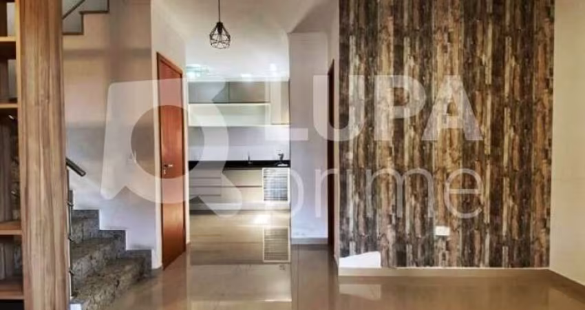 CASA COM 3 QUARTOS E 2 VAGAS DE GARAGEM À VENDA NO TUCURUVI