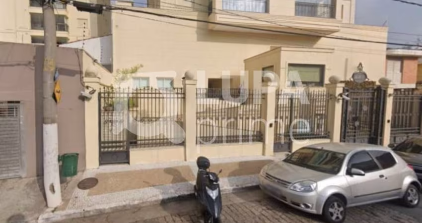 Apartamento com 3 dormitórios sendo suítes á venda em Santana