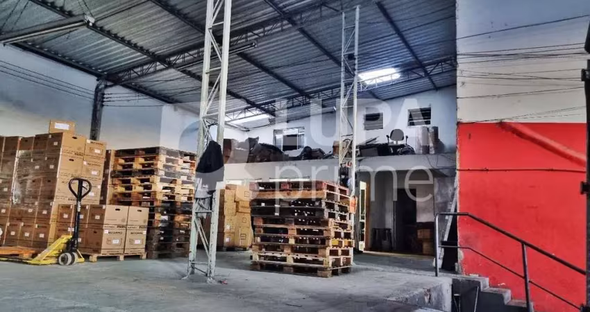Galpão comercial com 1.036m² à venda no parque novo mundo