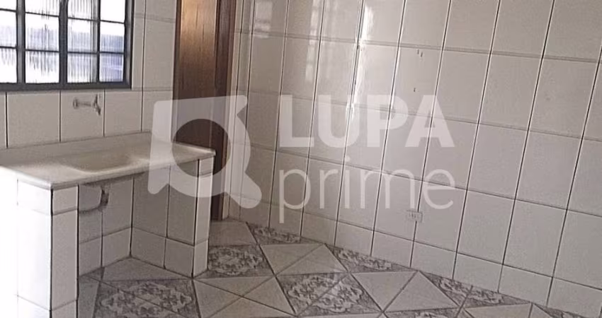 CASA COM 1 QUARTO PARA LOCAÇÃO NO JARDIM BRASIL