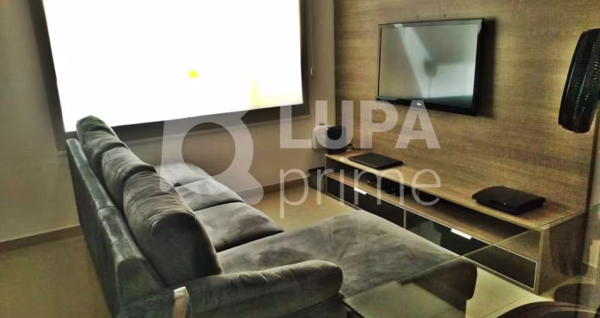 CASA COM 2 QUARTOS E 3 VAGAS DE GARAGEM À VENDA NA VILA CARRÃO