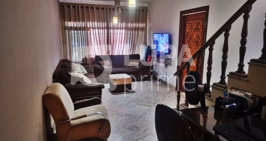 CASA COM 3 QUARTOS E 1 VAGA DE GARAGEM À VENDA NA VILA MARIA ALTA