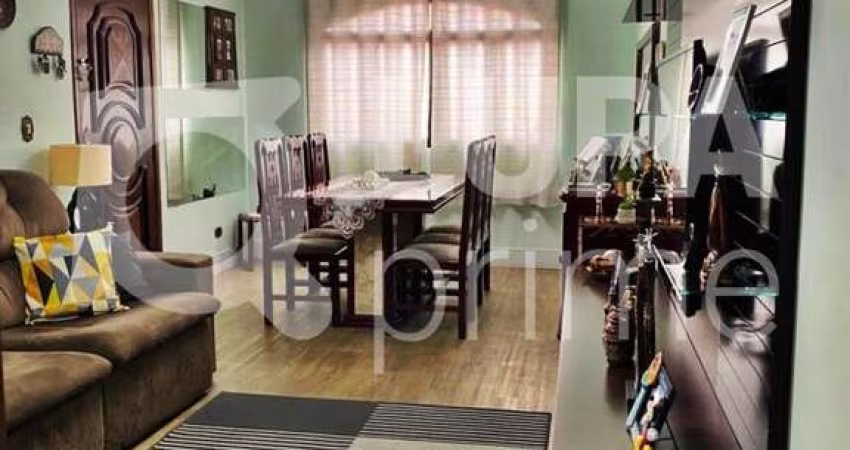 CASA COM 3 QUARTOS E 5 VAGAS DE GARAGEM À VENDA NA PENHA