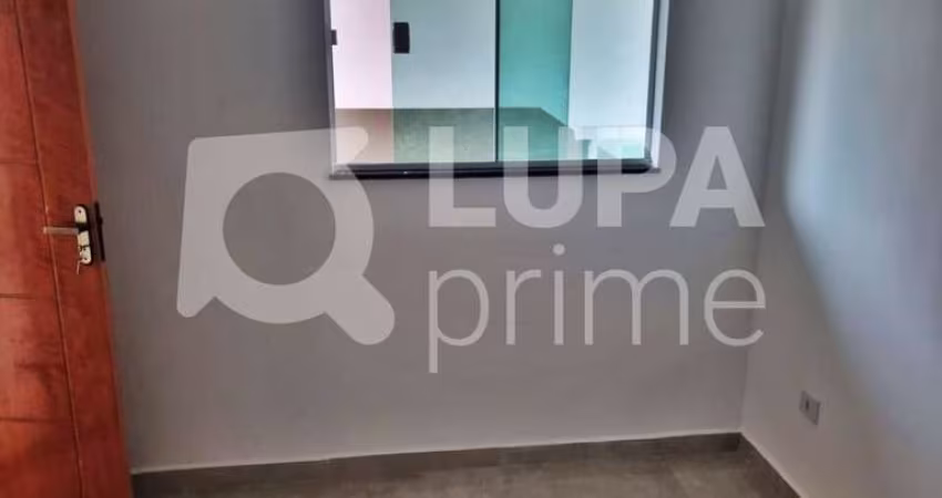 APARTAMENTO COM 2 QUARTOS À VENDA NA PARADA INGLESA