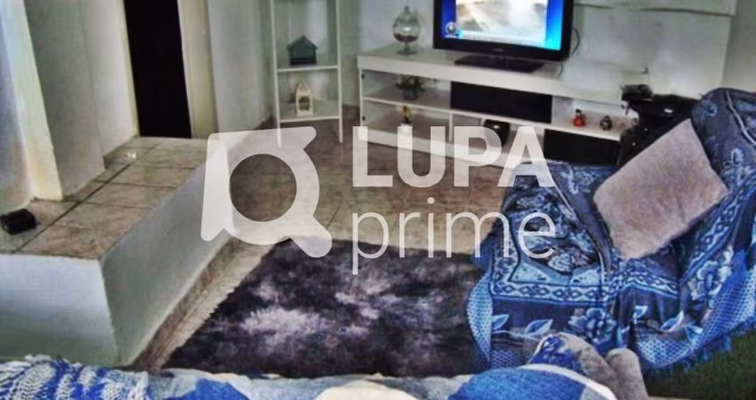 CASA COM 4 QUARTOS E 3 VAGAS DE GARAGEM PARA LOCAÇÃO NA VILA MARIA ALTA