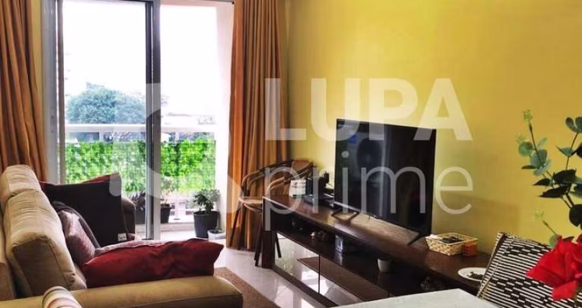 APARTAMENTO COM 2 QUARTOS E 2 VAGAS DE GARAGEM À VENDA EM SANTANA