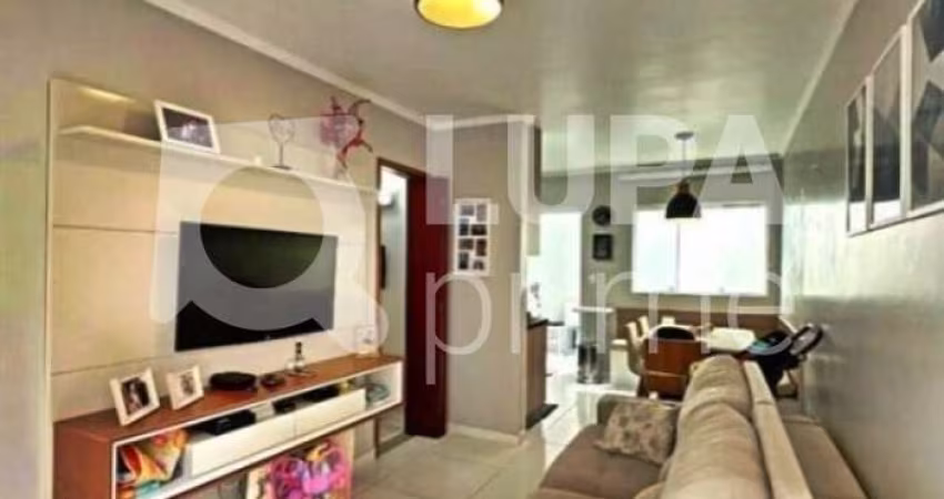 CASA COM 2 QUARTOS E 1 VAGA DE GARAGEM À VENDA NA VILA MEDEIROS