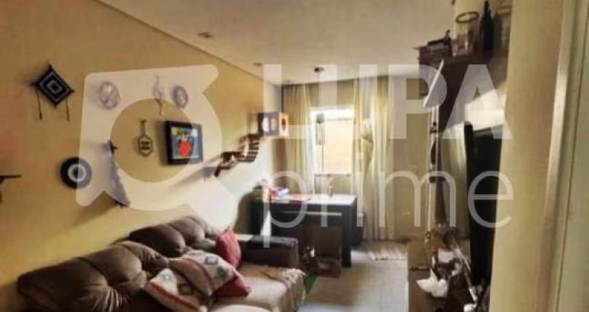 CASA COM 2 QUARTOS E 2 VAGAS DE GARAGEM À VENDA NA ÁGUA FRIA