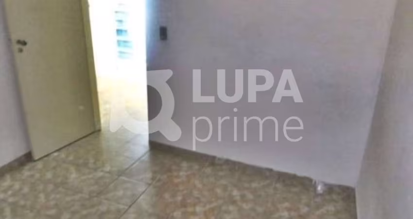 CASA COM 1 QUARTO PARA LOCAÇÃO NA VILA MARIA ALTA