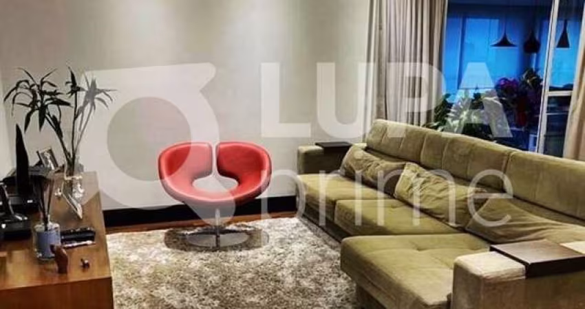 APARTAMENTO COM 4 QUARTOS E 4 VAGAS DE GARAGEM À VENDA NO BELENZINHO