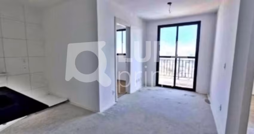 APARTAMENTO COM 2 QUARTOS E 1 VAGA DE GARAGEM À VENDA NA VILA MARIA BAIXA
