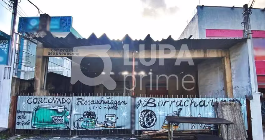 Salão comercial com 250m² para locação na vila maria