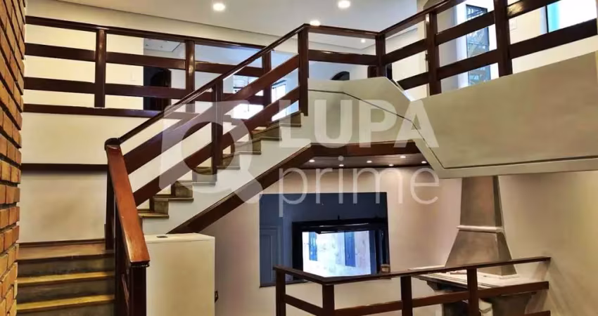 Casa com 5 quartos e 4 vagas de garagem à venda na vila maria alta