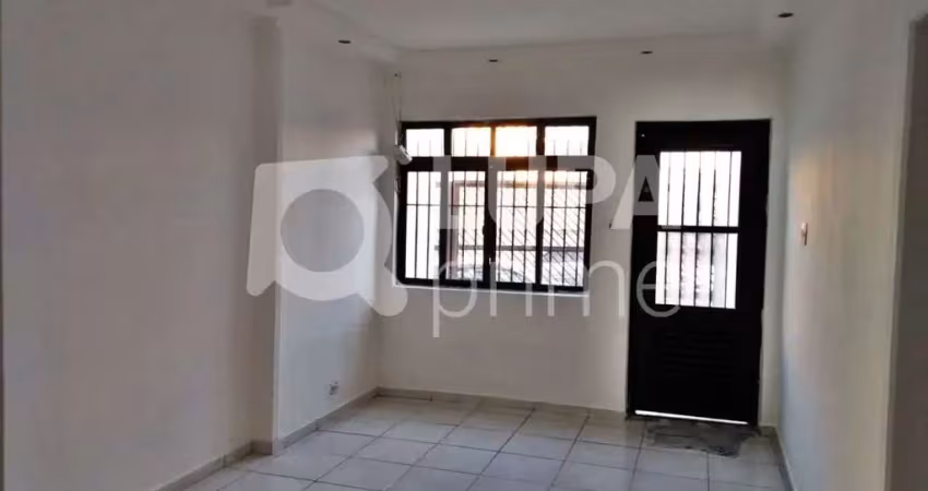 Casa com 2 quartos e 2 vagas de garagem para locação na vila maria alta