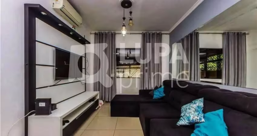 Casa com 2 quartos e 3 vagas de garagem à venda no imirim