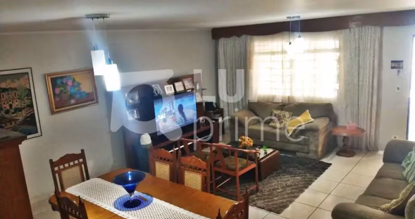 Casa com 3 quartos e 2 vagas de garagem à venda no imirim