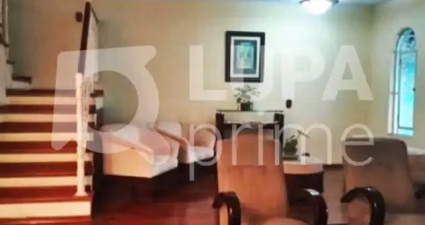 Casa com 4 quartos e 2 vagas de garagem à venda no tremembé