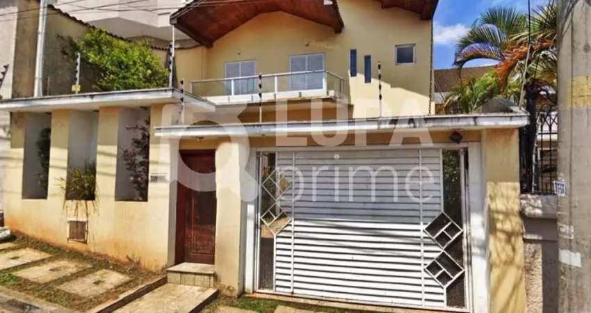 Casa com 3 quartos e 3 vagas de garagem à venda em guarulhos