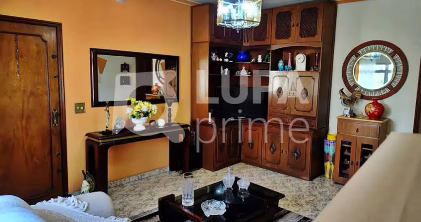 Casa com 3 quartos e 3 vagas de garagem à venda na vila maria