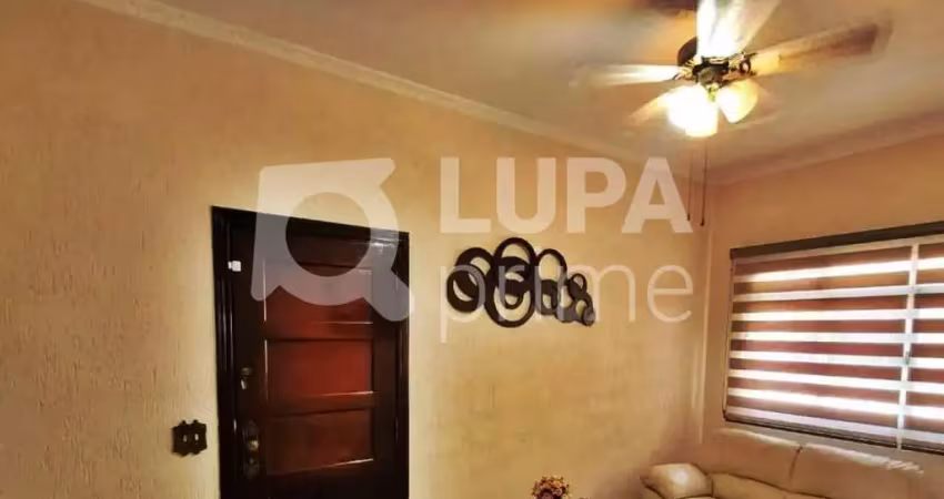 Casa com 3 quartos e 2 vagas de garagem à venda na vila maria