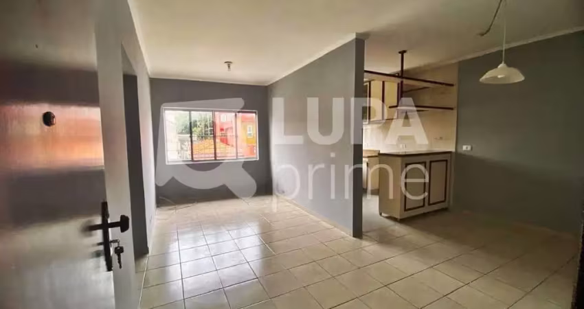 Casa com 2 quartos para alugar na Rua Osaka, 72, Vila Maria, São Paulo