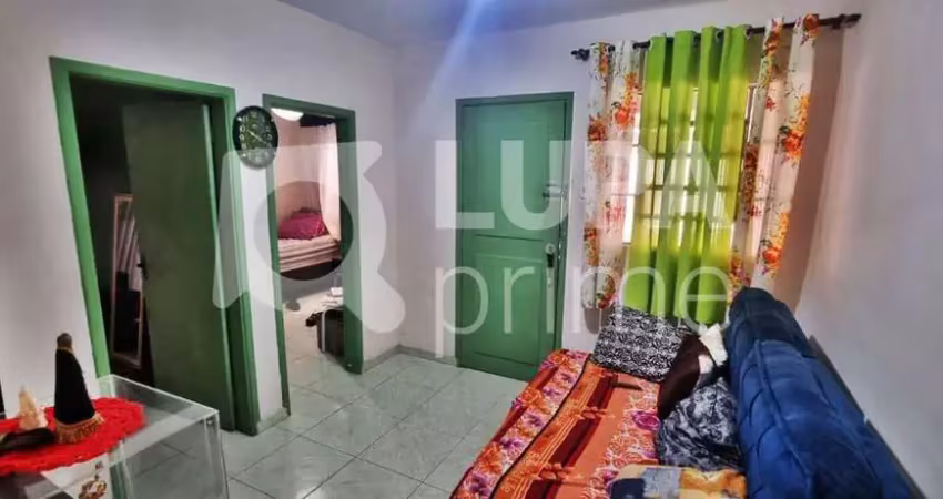 Casa com 5 quartos à venda na Rua Goianésia, 106, Vila Sabrina, São Paulo