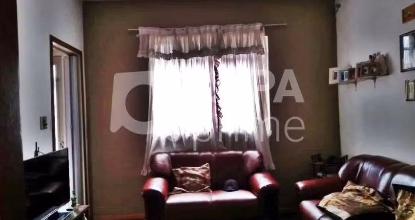 Casa com 2 quartos e 1 vaga de garagem à venda na vila medeiros