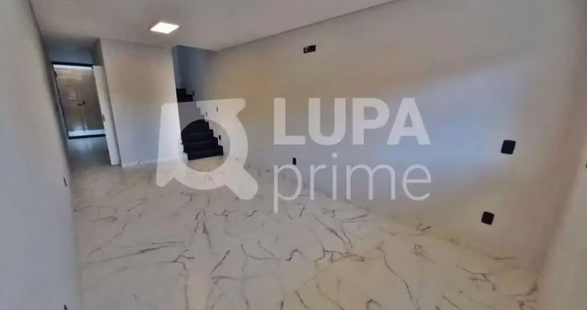 Casa com 3 quartos e 2 vagas de garagem à venda na parada inglesa