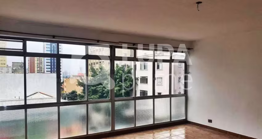 Apartamento com 3 quartos e 1 vaga de garagem à venda em santana