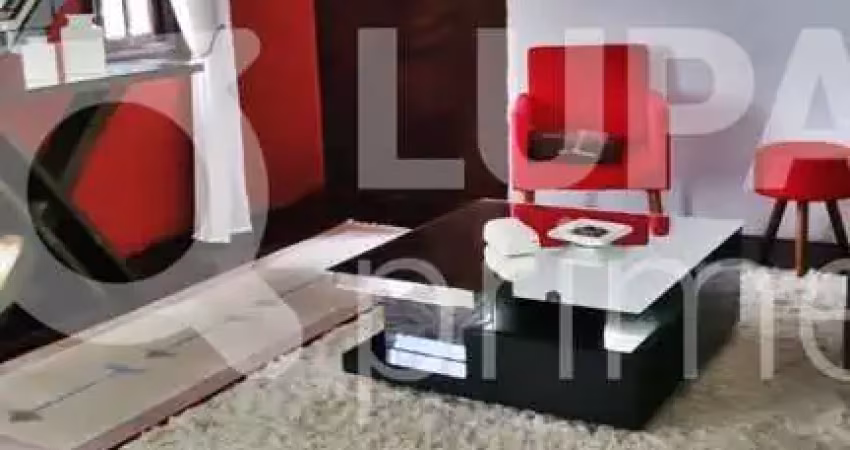 Casa com 3 quartos e 2 vagas de garagem à venda no horto florestal