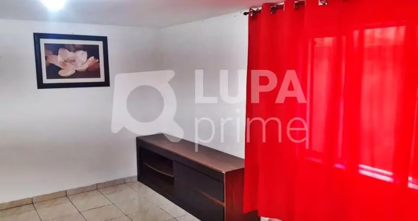 Casa com 1 quarto para alugar na Rua João Batista de Mendonça, 396, Vila Sabrina, São Paulo