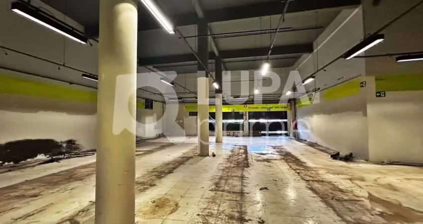 Barracão / Galpão / Depósito com 1 sala para alugar na Avenida Doutor Renato de Andrade Maia, 875, Parque Renato Maia, Guarulhos