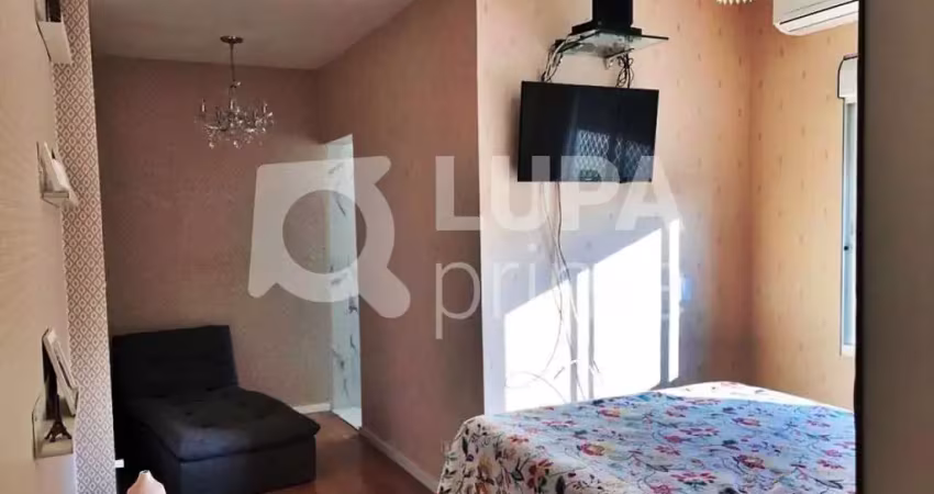Casa com 3 quartos e 2 vagas de garagem à venda na vila nova mazzei