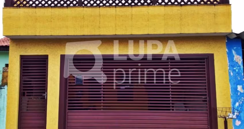 CASA TÉRREA COM 4 QUARTOS E 3 VAGAS DE GARAGEM PARA VENDA, PARQUE EDU CHAVES, SÃO PAULO