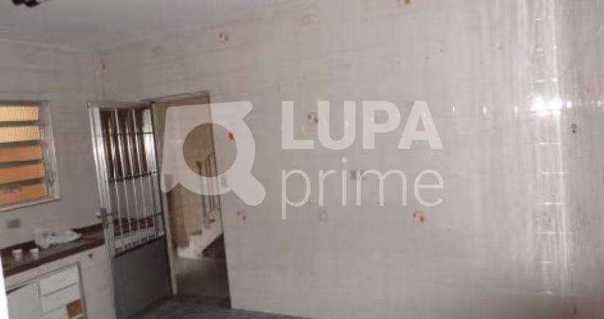 Sobrado com 3 quartos e 4 vagas para Venda na Vila Maria
