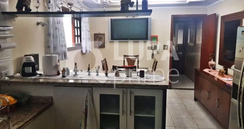 SOBRADO COM 3 QUARTOS E 3 VAGAS DE GARAGEM PARA VENDA, VILA MARIA ALTA, SÃO PAULO