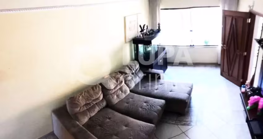 Sobrado com 4 quartos e 3 vagas de garagem para venda, parque vitória, são paulo