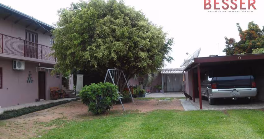 Casa com 6 dormitórios à venda, 300 m² por R$ 700.000,00 - Centro - São Lourenço do Sul/RS