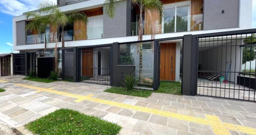 Sobrado com 3 dormitórios à venda, 130 m² por R$ 835.000,00 - Centro - Esteio/RS