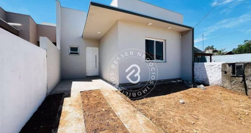 Casa com 2 dormitórios à venda, 52 m² por R$ 300.000,00 - Colonial - Sapucaia do Sul/RS