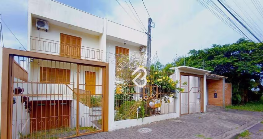 Sobrado com 3 dormitórios à venda, 210 m² por R$ 585.000,00 - Campestre - São Leopoldo/RS