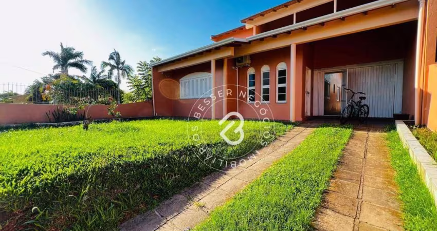 Sobrado com 3 dormitórios à venda, 198 m² por R$ 750.000,00 - Tamandaré - Esteio/RS