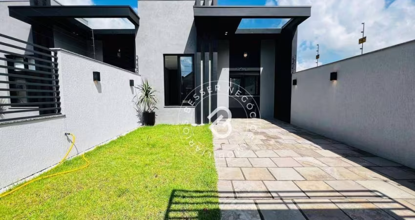 Casa com 3 dormitórios à venda, 115 m² por R$ 799.000,00 - Liberdade - Esteio/RS