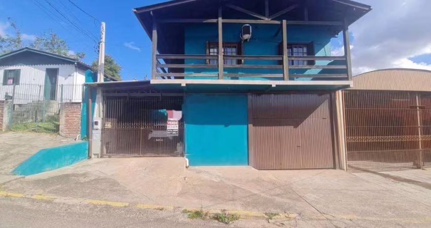 Casa com 4 dormitórios à venda, 242 m² por R$ 480.000,00 - Vargas - Sapucaia do Sul/RS