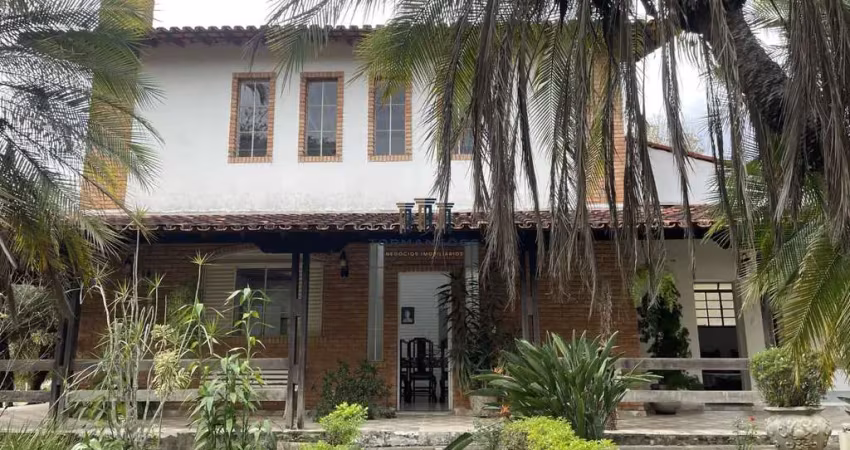 Sitio em lagoa santa com 2 piscinas, area gourmet 7 suites