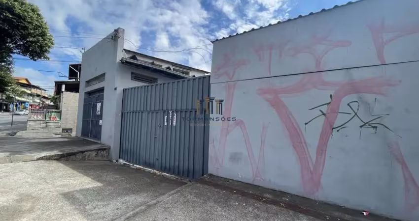 Pátio comercial com 500m2 excelente localização céu azul